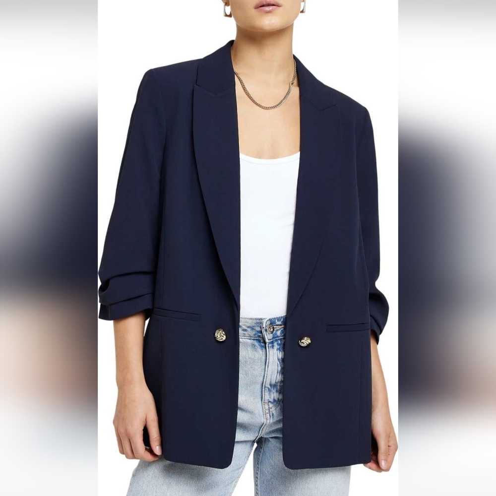 Pleated Sleeve Blazer